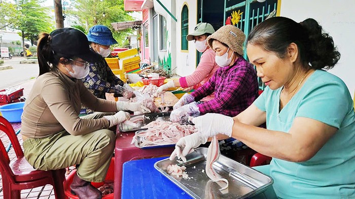 Gia Lai nỗ lực phát triển thương mại biển đảo- Ảnh 1.