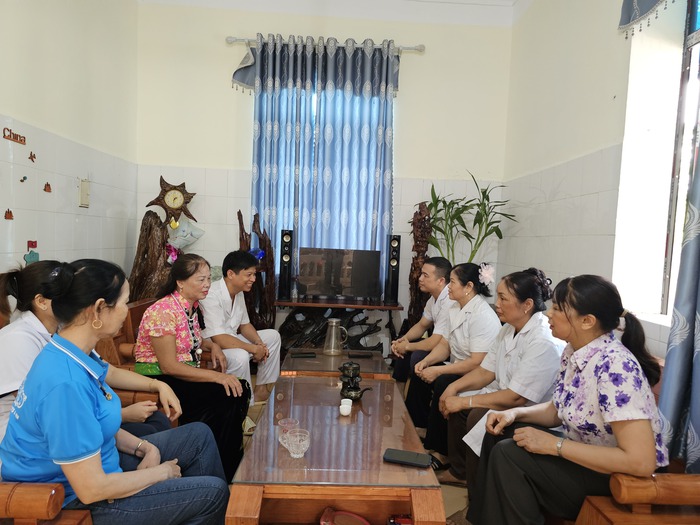 Người gác cổng thầm lặng trong hệ thống y tế cơ sở- Ảnh 2.