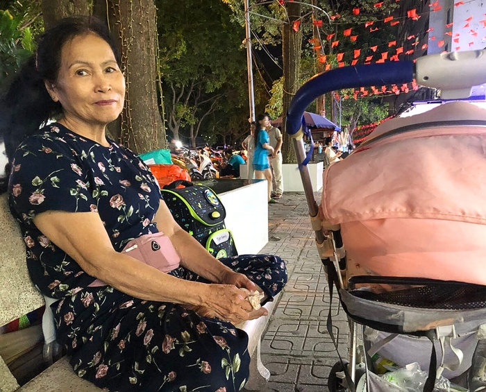 Nỗi lòng của những người mẹ khi "con không chịu lớn"- Ảnh 1.