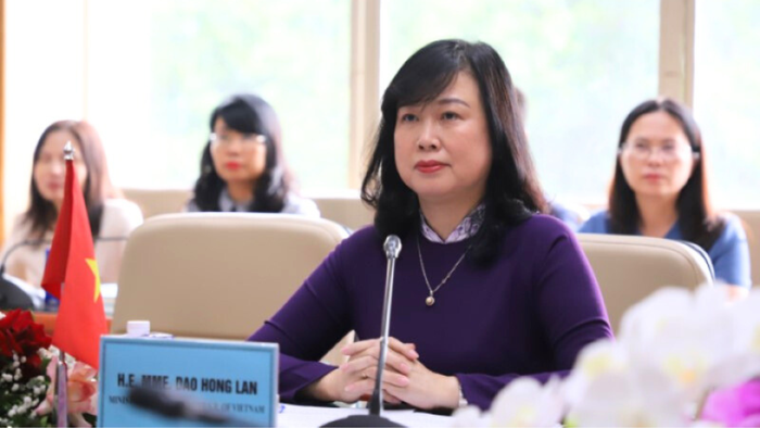 Nghị quyết 72: Người dân được miễn phí khám chữa bệnh BHYT ở mức cơ bản từ năm 2030- Ảnh 1.