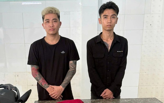 Bắt 2 TikToker dàn dựng video phản cảm để câu view- Ảnh 1.