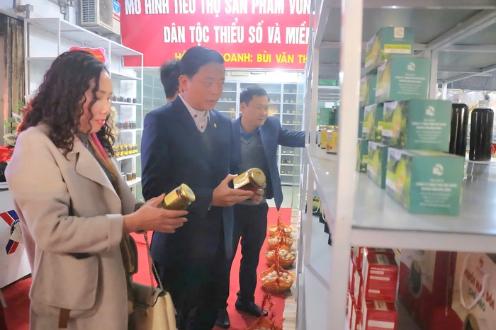 Hỗ trợ tiêu thụ sản phẩm vùng đồng bào dân tộc thiểu số và miền núi qua mô hình thương mại 2 chiều- Ảnh 1.