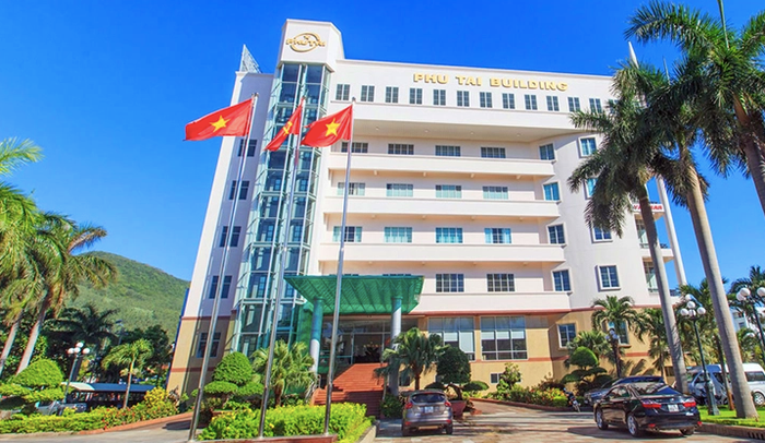 Công ty cổ phần Phú Tài.