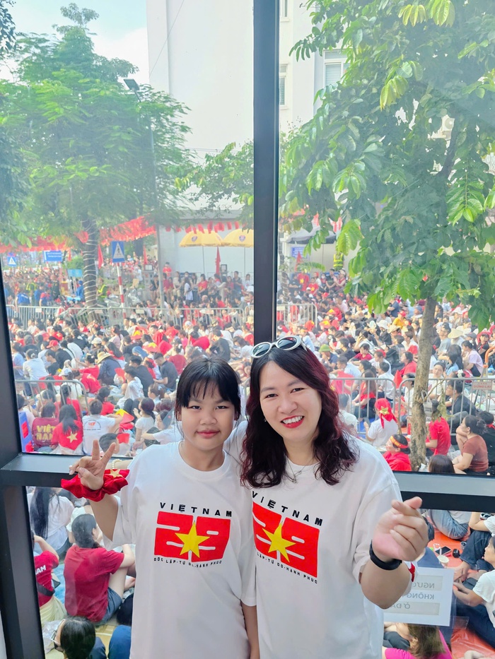 Mới lớp 5, con gái đã nấu được những bữa cơm tươm tất - Ảnh 8.
