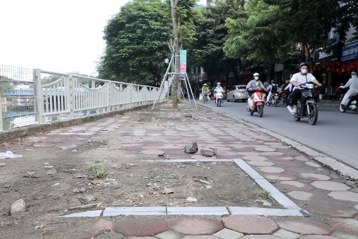 Hạ tầng ven sông Tô Lịch nhếch nhác, xuống cấp- Ảnh 3.