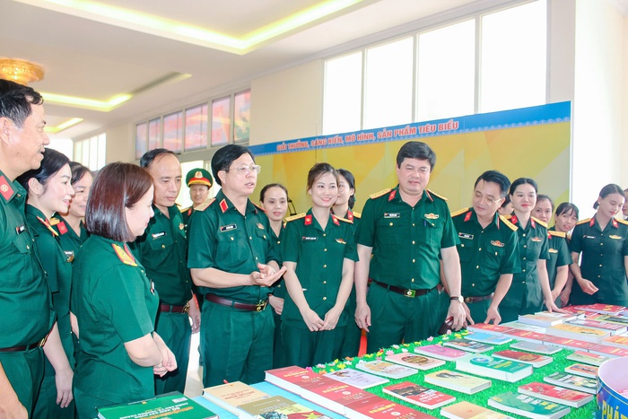 Hội Phụ nữ Lữ đoàn 80 tổ chức thành công Đại hội làm điểm trước toàn quân- Ảnh 4. Hội Phụ nữ Lữ đoàn 80 tổ chức thành công Đại hội làm điểm trước toàn quân- Ảnh 4.