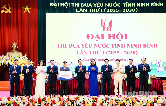 Phó Chủ tịch nước: Ninh Bình cần tăng tốc bứt phá theo mô hình tăng trưởng mới- Ảnh 5. Phó Chủ tịch nước: Ninh Bình cần tăng tốc bứt phá theo mô hình tăng trưởng mới- Ảnh 5.