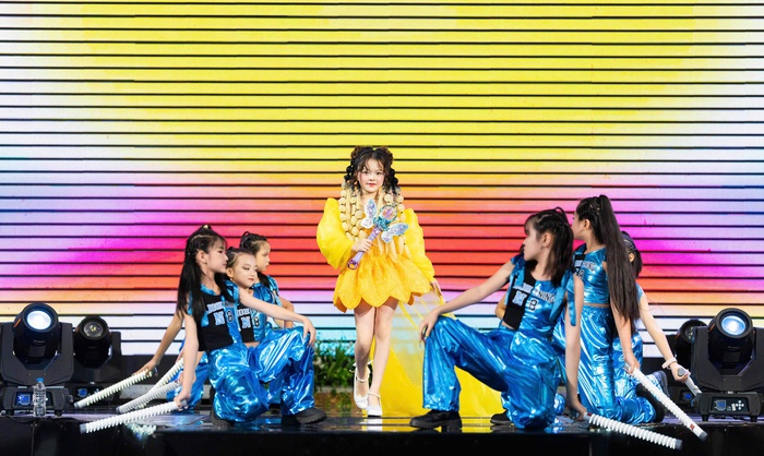 Dàn sao Việt hội tụ trong show thời trang mùa Trung thu- Ảnh 1.