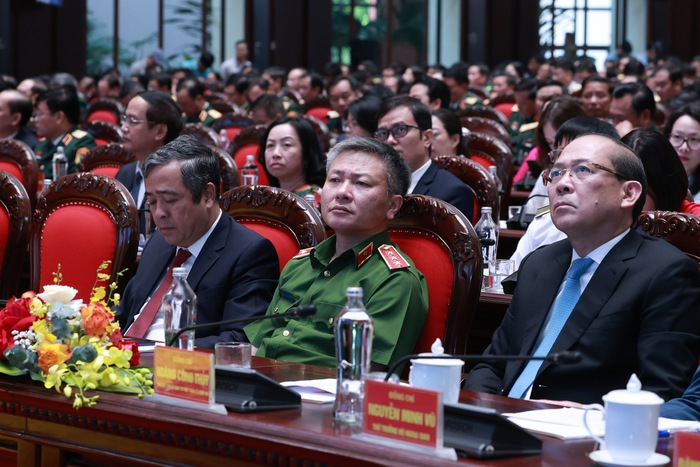 Tổng Bí thư Tô Lâm: Thi đua Quyết thắng không phải là đợt “ra quân” nhất thời, mà là “nhịp đập cuộc sống” - Ảnh 4.