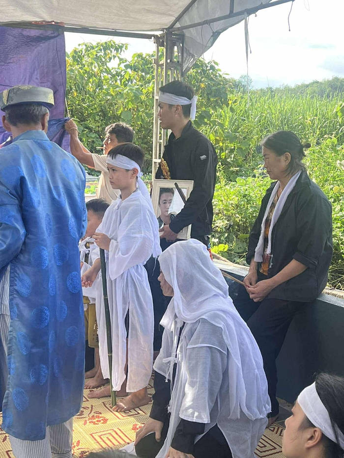 Bố qua đời đột ngột nơi xứ người, 2 con thơ mịt mù tương lai- Ảnh 3.