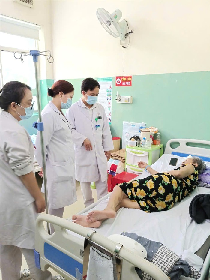 TPHCM: Bệnh viện đa khoa Bình Tân chính thức triển khai hồ sơ bệnh án điện tử - Ảnh 2.