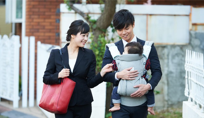 Khảo sát mới tiết lộ "áp lực không lời" của phụ nữ Nhật Bản khi đi làm- Ảnh 1.