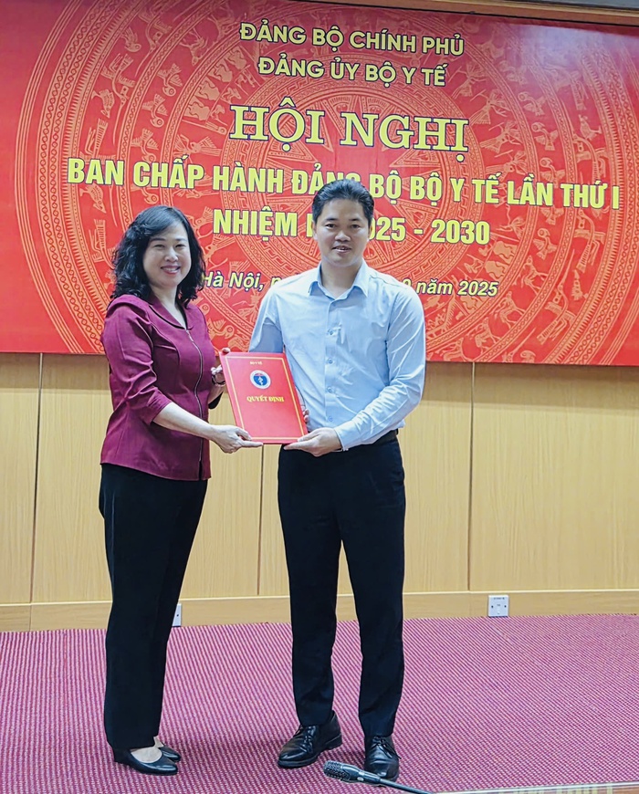 Ông Vũ Mạnh Hà giữ chức Phó Bí thư Thường trực Đảng ủy Bộ Y tế, nhiệm kỳ 2025-2030- Ảnh 1.
