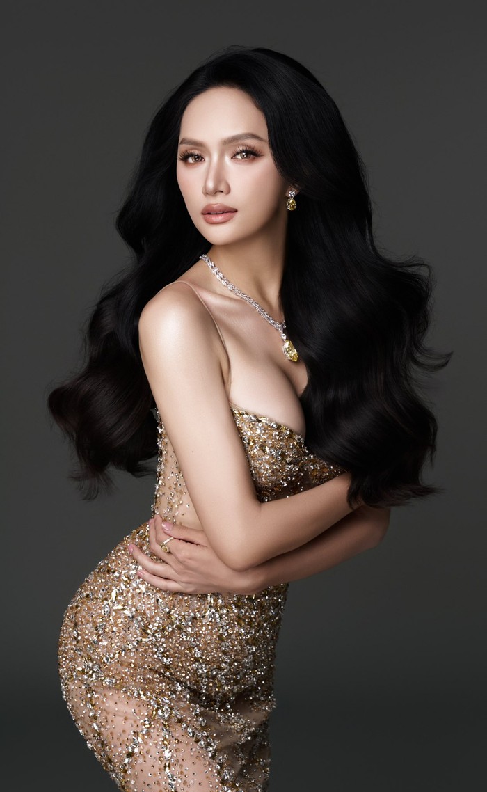 Chủ tịch Miss Universe Vietnam lên tiếng về việc chọn Hương Giang thi Hoa hậu Hoàn vũ 2025- Ảnh 2.