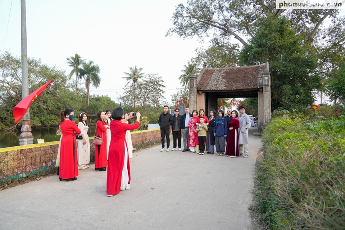Làng cổ Đường Lâm - “bảo tàng sống” hơn 1.000 năm tuổi bước vào hành trình du lịch xanh- Ảnh 2.
