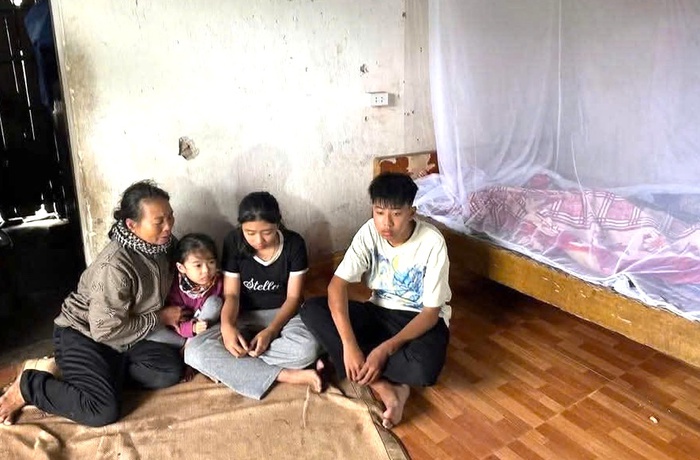 Ninh Bình: TYM - Chi nhánh Hải Hậu, Hội LHPN xã Hải Thịnh thăm gia đình hội viên tử vong do bão số 10- Ảnh 2.