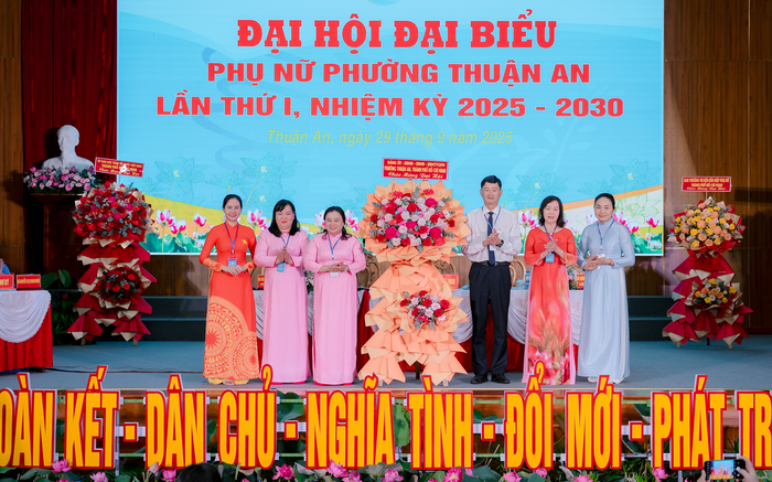 TPHCM: Hội LHPN phường Thuận An cần đặc biệt quan tâm phụ nữ lao động tự do, công nhân ở trọ, xa quê- Ảnh 2.