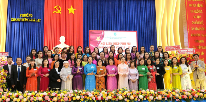 Phụ nữ phường Xuân Hương - Đà Lạt giữ gìn, phát huy nét "Hiền hòa, thanh lịch, mến khách" - Ảnh 3.