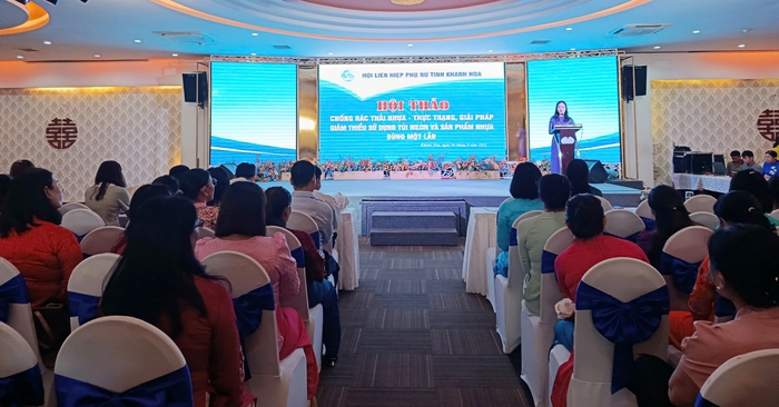 Hội LHPN Khánh Hòa tổ chức nhiều hoạt động chào mừng 95 năm thành lập Hội LHPN Việt Nam- Ảnh 2. Hội LHPN Khánh Hòa tổ chức nhiều hoạt động chào mừng 95 năm thành lập Hội LHPN Việt Nam- Ảnh 2.