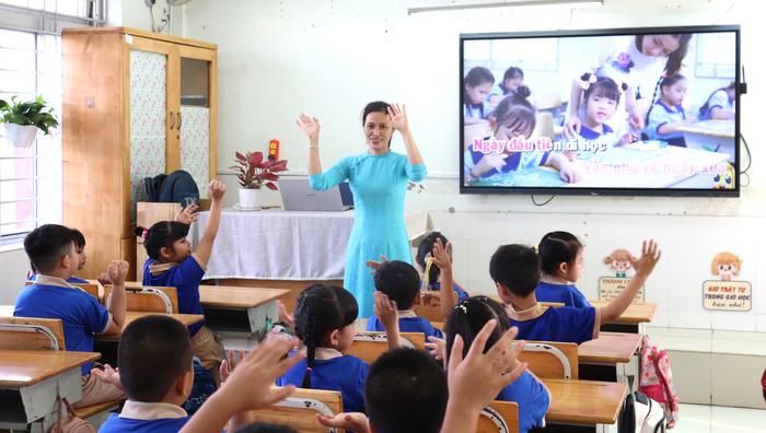 Trường Tiểu học Phạm Văn Chính (phường Phước Long, TPHCM) trang bị thiết bị thông minh phục vụ dạy học, tạo hứng thú cho học sinh Trường Tiểu học Phạm Văn Chính (phường Phước Long, TPHCM) trang bị thiết bị thông minh phục vụ dạy học, tạo hứng thú cho học sinh