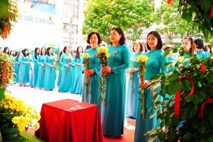 Điểm nhấn trong Lễ khai giảng tại ngôi tường mang tên danh nhân “Vạn thế sư biểu” Chu Văn An- Ảnh 1. Điểm nhấn trong Lễ khai giảng tại ngôi tường mang tên danh nhân “Vạn thế sư biểu” Chu Văn An- Ảnh 1.