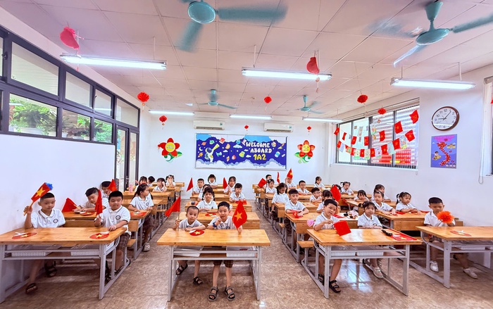 Điểm nhấn trong Lễ khai giảng tại ngôi tường mang tên danh nhân “Vạn thế sư biểu” Chu Văn An- Ảnh 6. Điểm nhấn trong Lễ khai giảng tại ngôi tường mang tên danh nhân “Vạn thế sư biểu” Chu Văn An- Ảnh 6.