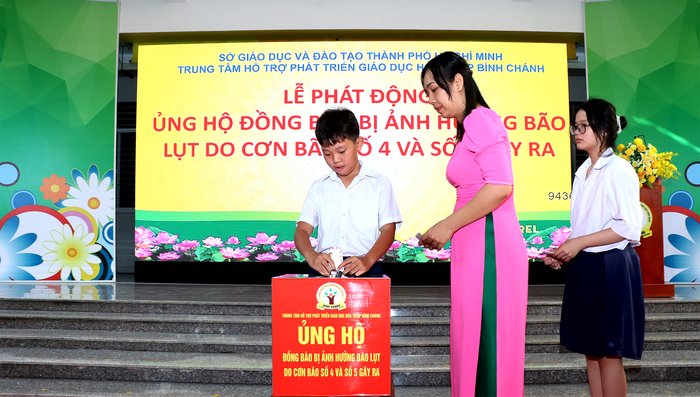 TPHCM: Gần 250 học sinh có hoàn cảnh đặc biệt bước vào năm học mới- Ảnh 5. TPHCM: Gần 250 học sinh có hoàn cảnh đặc biệt bước vào năm học mới- Ảnh 5.