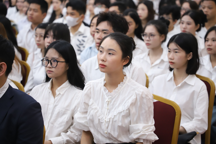Phó Chủ tịch Hội LHPNVN Nguyễn Thị Minh Hương dự khai giảng năm học mới tại Học viện Phụ nữ Việt Nam- Ảnh 2. Phó Chủ tịch Hội LHPNVN Nguyễn Thị Minh Hương dự khai giảng năm học mới tại Học viện Phụ nữ Việt Nam- Ảnh 2.