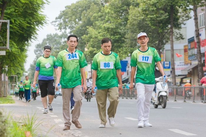 TPHCM: 300 người ở phường Phú Thọ cùng tham gia giải đi bộ “Đại đoàn kết”- Ảnh 3. TPHCM: 300 người ở phường Phú Thọ cùng tham gia giải đi bộ “Đại đoàn kết”- Ảnh 3.