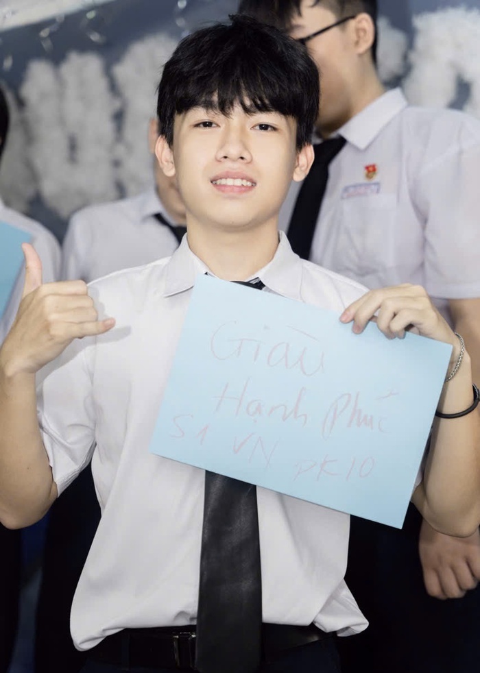 Gen Z thể hiện hiếu đạo trong mùa Vu Lan: Khi yêu thương không chỉ là “thả tim”- Ảnh 4. Gen Z thể hiện hiếu đạo trong mùa Vu Lan: Khi yêu thương không chỉ là “thả tim”- Ảnh 4.