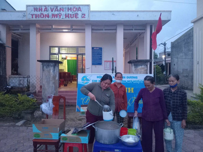 Phụ nữ Bình Sơn gieo hạt nhân ái, xây dựng nông thôn mới từ điều bình dị- Ảnh 2. Phụ nữ Bình Sơn gieo hạt nhân ái, xây dựng nông thôn mới từ điều bình dị- Ảnh 2.
