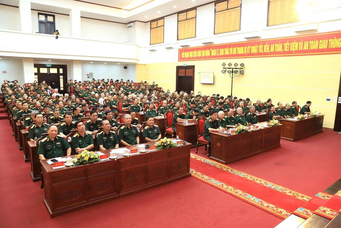 Ôn lại 51 năm chặng đường vẻ vang của ngành kỹ thuật Quân đội - Ảnh 2. Ôn lại 51 năm chặng đường vẻ vang của ngành kỹ thuật Quân đội - Ảnh 2.