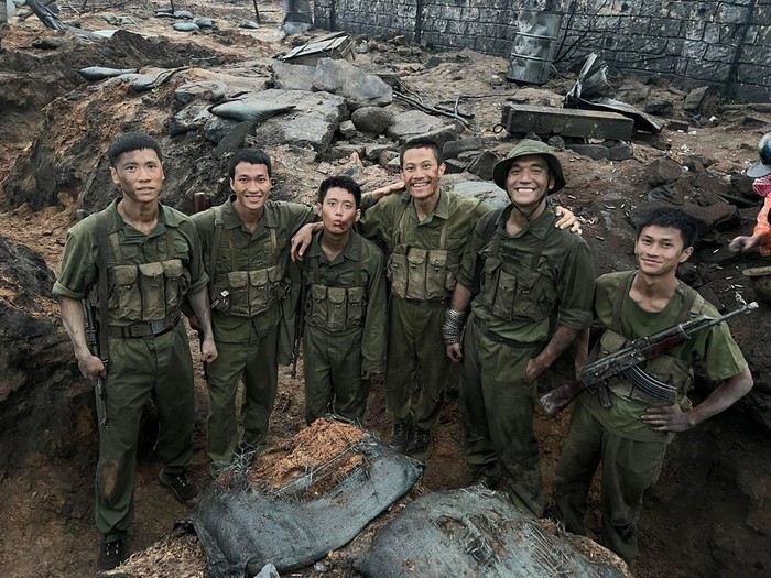 7 lý do khiến "Mưa đỏ" trở thành phim Việt có doanh thu cao nhất từ trước đến nay- Ảnh 4. 7 lý do khiến "Mưa đỏ" trở thành phim Việt có doanh thu cao nhất từ trước đến nay- Ảnh 4.