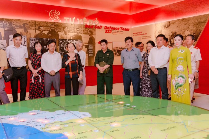 Khai trương Nhà trưng bày Xô viết Nghệ Tĩnh: Tri ân, tiếp nối khát vọng tự do- Ảnh 4. Khai trương Nhà trưng bày Xô viết Nghệ Tĩnh: Tri ân, tiếp nối khát vọng tự do- Ảnh 4.