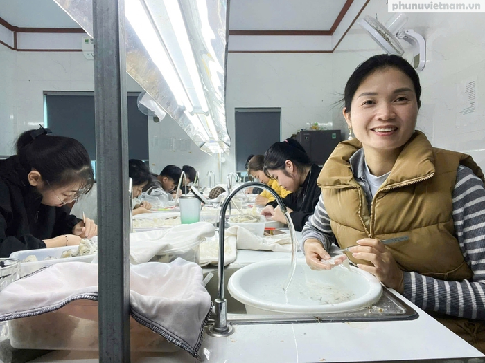 Thoát nghèo nhờ vốn vay ưu đãi, chủ cơ sở tinh chế yến sào tạo việc làm cho nhiều Thoát nghèo nhờ vốn vay ưu đãi, chủ cơ sở tinh chế yến sào tạo việc làm cho nhiều