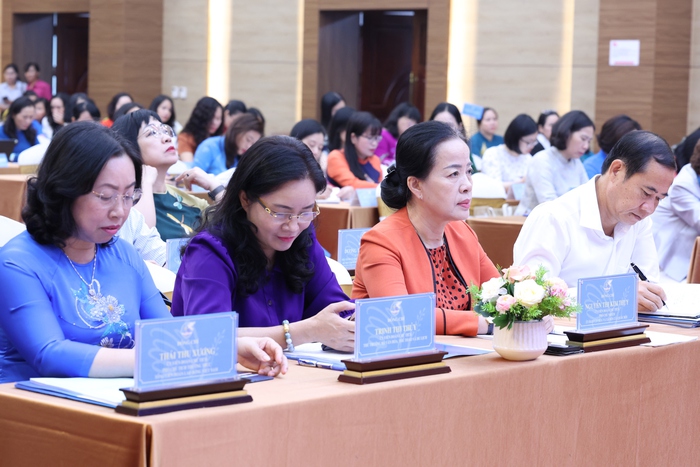 Hội nghị lần thứ 14 Ban Chấp hành TƯ Hội LHPN Việt Nam khóa XIII: Quyết định nhiều nội dung quan trọng- Ảnh 1. Hội nghị lần thứ 14 Ban Chấp hành TƯ Hội LHPN Việt Nam khóa XIII: Quyết định nhiều nội dung quan trọng- Ảnh 1.