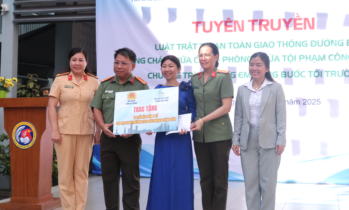 Gần 500 học sinh nhận diện và phòng tránh "bắt cóc online"- Ảnh 5.
