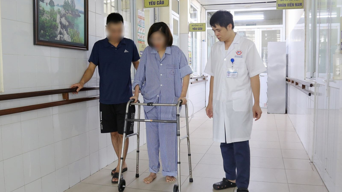 Đằng sau nụ cười, phụ nữ có thể đang phải chịu nhiều vết thương vô hình- Ảnh 3. Đằng sau nụ cười, phụ nữ có thể đang phải chịu nhiều vết thương vô hình- Ảnh 3.