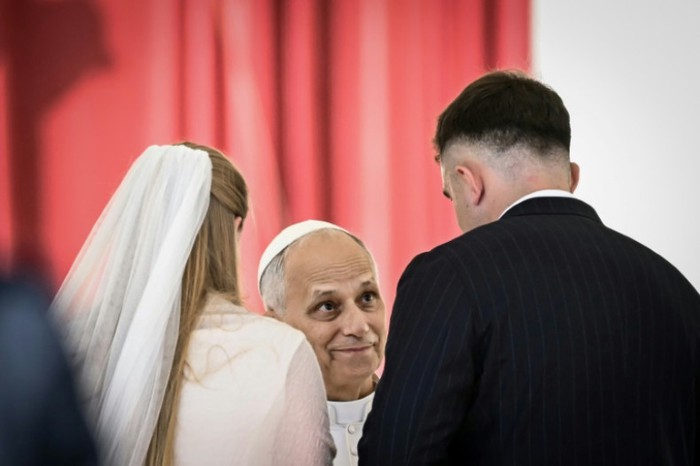 Vatican đón tiếp đoàn hành hương LGBTQ+ đầu tiên- Ảnh 1.