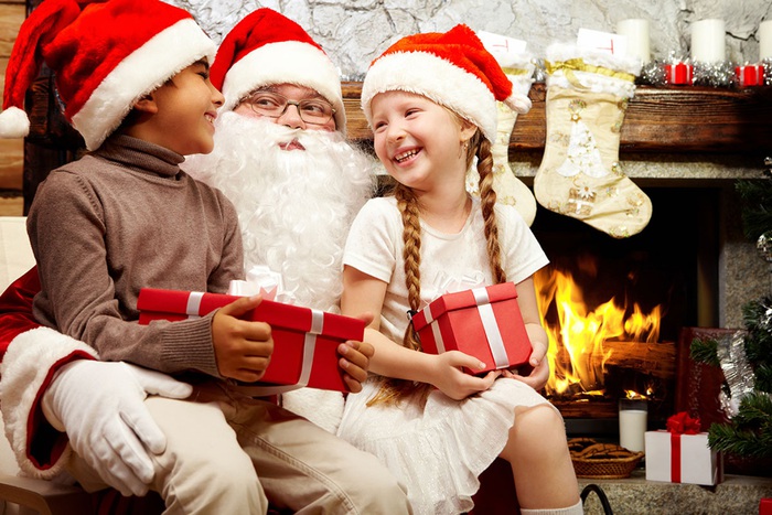 Dịch vụ Ông già Noel tặng quà tăng giá từ 20.000 – 150.000 đồng