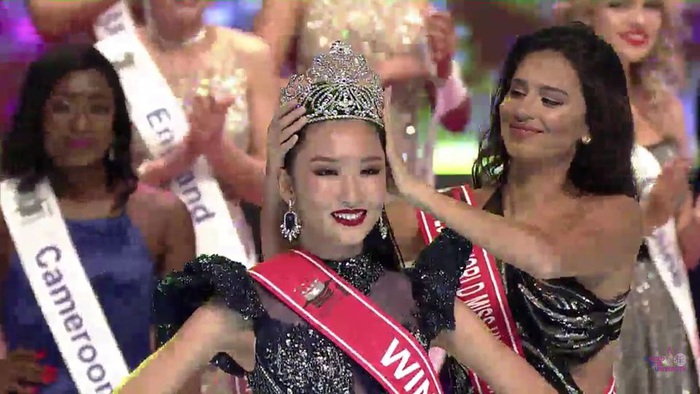 Thanh Khoa đăng quang Hoa hậu Sinh viên Thế giới 2019 sau 4 lần thi nhan sắc - Ảnh 5.