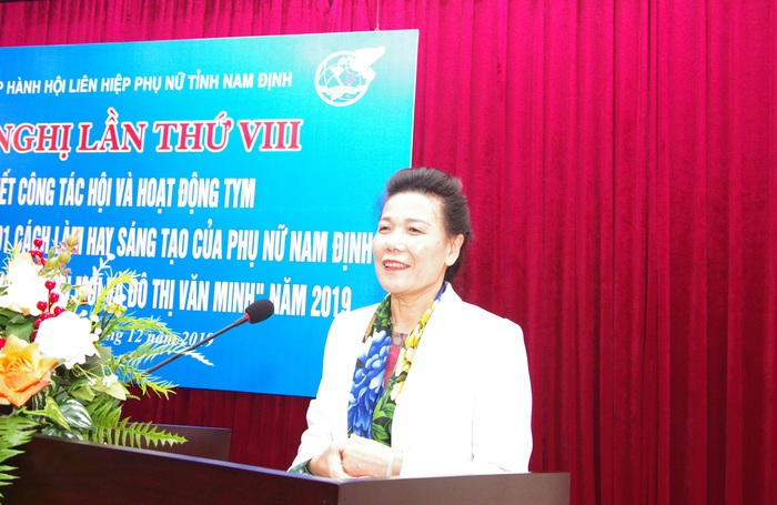 Phó chủ tịch Hội LHPN Việt Nam Nguyễn Thị Tuyết dự hội nghị