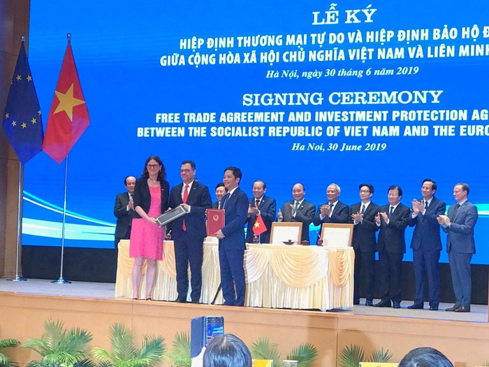 Việt Nam và EU ký Hiệp định thương mại tự do (EVFTA). EVFTA mở ra cơ hội lớn cho thương mại hai chiều giữa Việt Nam và EU.