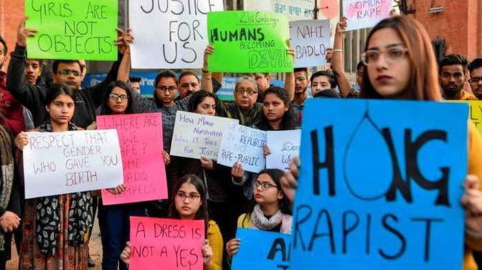 Biểu tình chống nạn hãm hiếp ở Ấn Độ