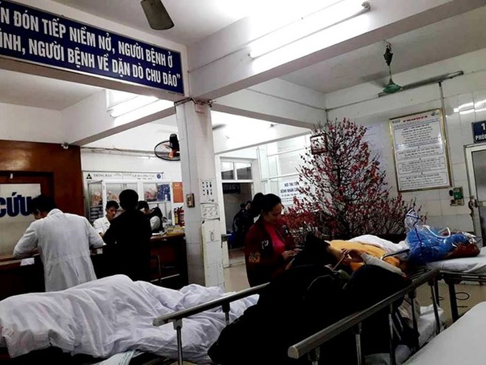 Nạn nhân đang được cấp cứu tại Bệnh viện Việt Đức - ảnh minh họa.