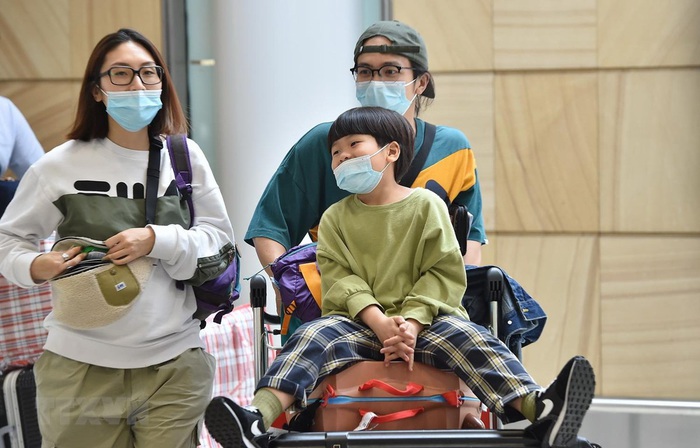 Bé gái 9 tháng tuổi là ca nhiễm virus corona nhỏ tuổi nhất ở Trung Quốc - Ảnh 3.