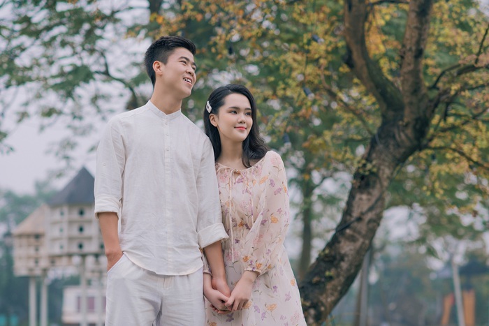 Cầu thủ Duy Mạnh tung ảnh cưới lãng mạn với hôn thê Quỳnh Anh - Ảnh 1.