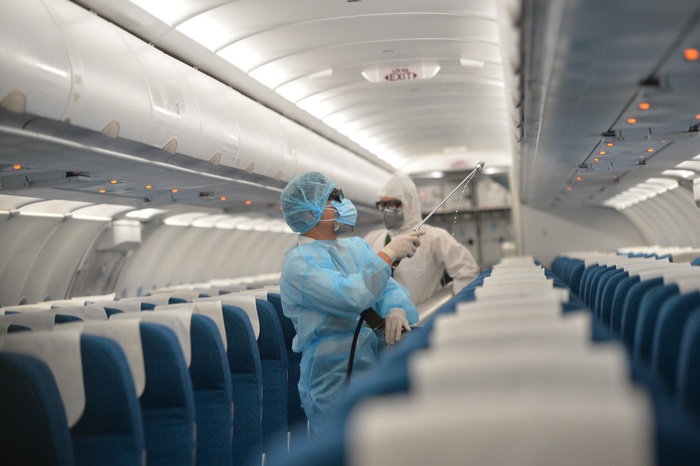 TPHCM: Tìm hành khách trên 3 chuyến bay cùng trường hợp nguy cơ cao nhiễm Covid-19 - Ảnh 1.