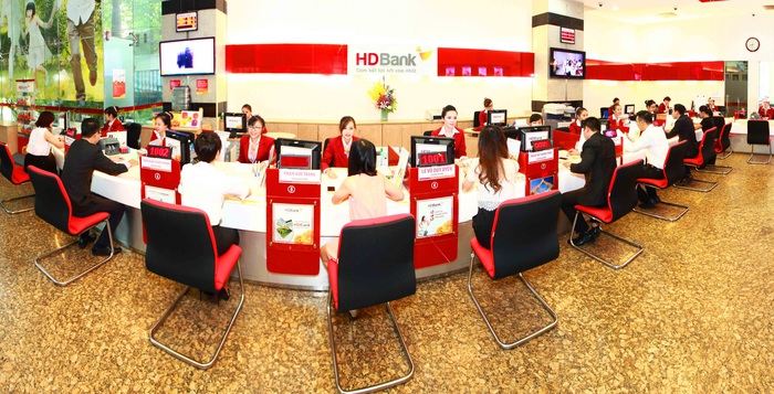 HDBank áp dụng chính sách miễn, giảm phí chuyển tiền qua ATM, Internet Banking, Mobile Banking dành cho khách hàng cá nhân và doanh nghiệp