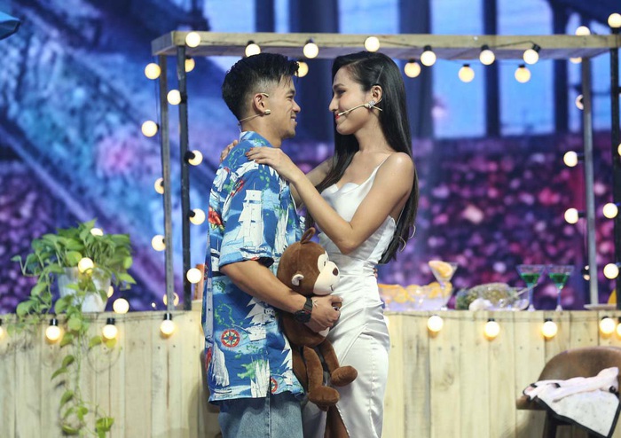 Hoa hậu chuyển giới đầu tiên của Việt Nam mong có đám cưới với chàng ca sĩ Việt kiều - Ảnh 2.